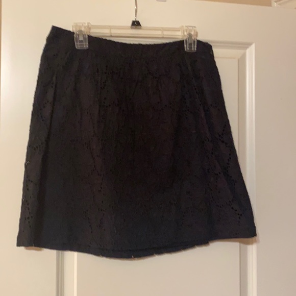 Loft Black Lace Knee Length Skirt Size 8 - Picture 1 of 3